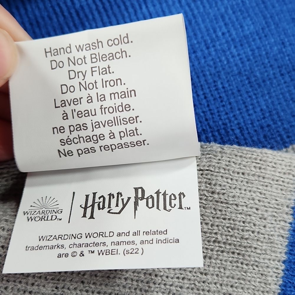 🩵NWT Harry Potter Blue & Gray Ravenclaw Scarf & Socks Accessory Set - Picture 11 of 11